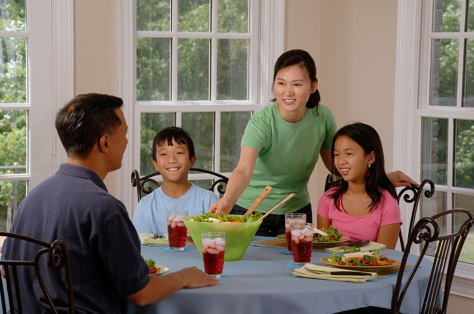 Manger à table